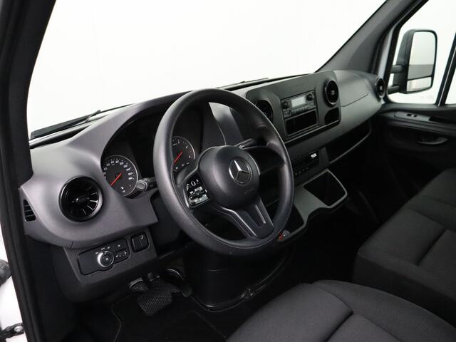 Mercedes-Benz SPRINTER 515CDI 9G-Tronic Automaat Bakwagen+Laadklep | Airco | Cruise | Dakspoiler | 3-persoons