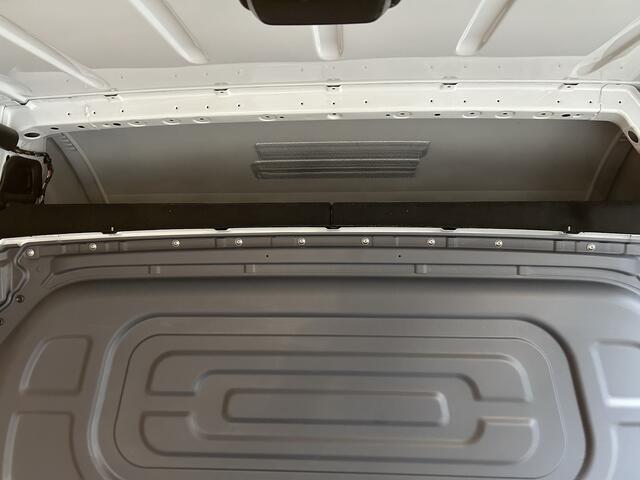 Mercedes-Benz SPRINTER 317 CDI L2 H2 PRO / LED / MBUX / Navigatie / Camera / Parkeersensoren / Cruise control / Airco / 270 Graden achterdeuren