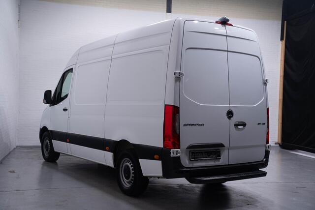 Mercedes-Benz SPRINTER 317 CDI 170 pk L2H2 Automaat va 399,- p/mnd Airco, Apple Carplay, Camera, Laadruimte Pakket, PDC V+A, 3-Zits
