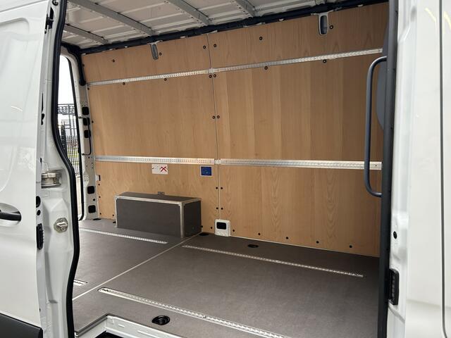 Mercedes-Benz SPRINTER 317 CDI L2 H2 MBUX / 360 Camera / Navigatie / Parkeersensoren / Cruise control / Airco / 270 Graden achterdeuren