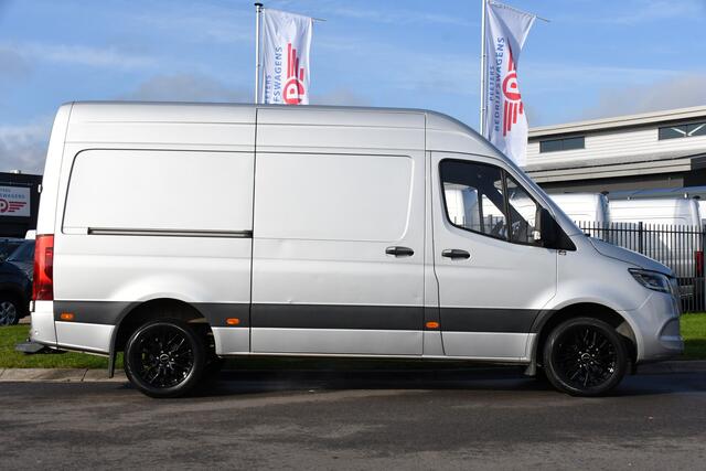 Mercedes-Benz SPRINTER 319 V6 3.0 CDI L2H2 AMG Edition 360 Camera, Cruise, Carplay, 10,5'' Mbux, LED, Stoelverwarming, Standkachel, Automaat, Trekhaak, Uniek!