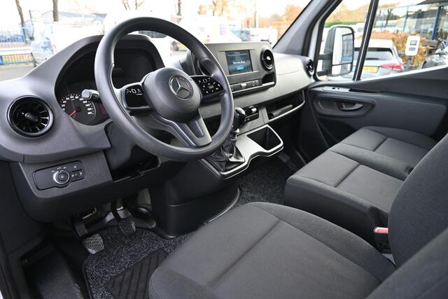 Mercedes-Benz SPRINTER 515 CDI L3 Bakwagen met laadklep Dhollandia klep, MBUX met Apple Carplay/Android Auto