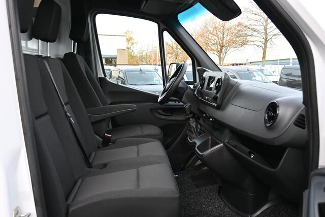Mercedes-Benz SPRINTER 515 CDI L3 Bakwagen met laadklep Dhollandia klep, MBUX met Apple Carplay/Android Auto