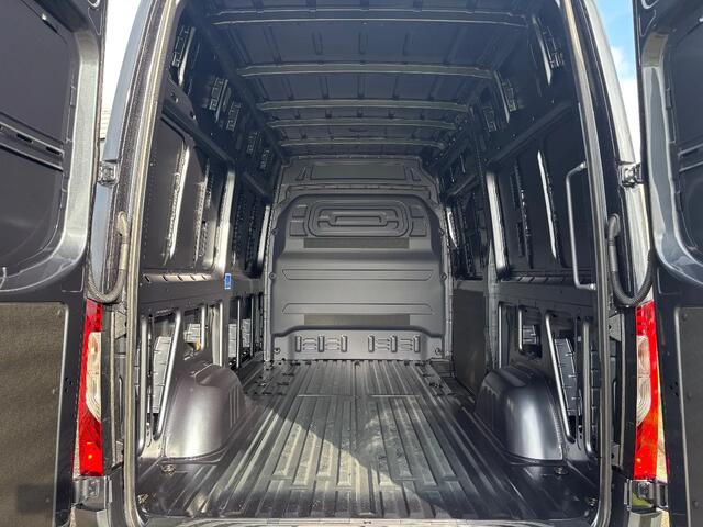 Mercedes-Benz SPRINTER 319CDI L2H2 Automaat Airco Cruisecontrol Applecarplay 3500KG Trekhaak NIEUW BPM VRIJ