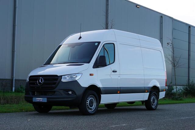 Mercedes-Benz SPRINTER 317 L2H2 RWD Automaat |EURO6 |1e eigenaar |Topstaat |Betimmering |Fabrieksgarantie |Camera |Cruise |Navi |Climate control |Stoelverwarming |3500 KG |170 pk