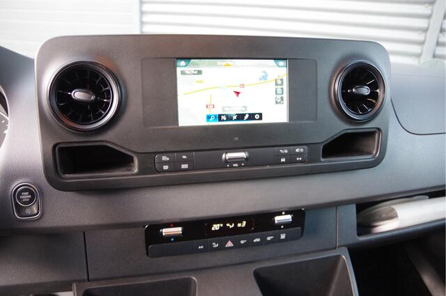 Mercedes-Benz SPRINTER 317 1.9 L2H1 AUT. LED, 3.5T TREKHAAK, STANDKACHEL, CAMERA, NAVI, CRUISE, CLIMA