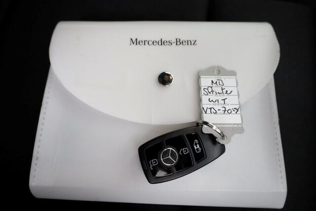 Mercedes-Benz SPRINTER 315 CDI 150pk RWD L2H2 Airco/Trekhaak 3500kg 03-2023