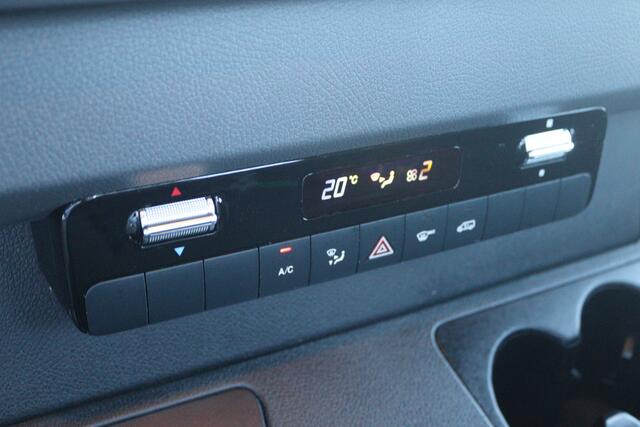 Mercedes-Benz SPRINTER 317 CDI Aut. L2 Open laadbak |AIRCO/MBUX/CARPLAY/CAMERA} Certified