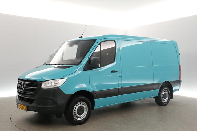 Mercedes-Benz SPRINTER 319 3.0 CDI L2H1 191PK V6 | Aut. | 2800kg Trekgew. | Trekh. | Airco | Camera | Cruise | 3-Zits | Carplay