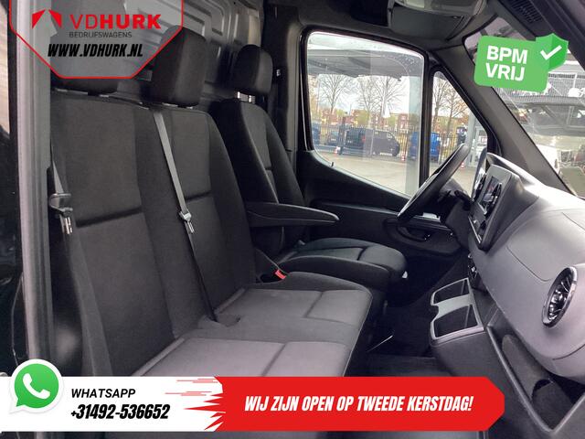 Mercedes-Benz SPRINTER 317 CDI Aut. L2H2 3.5t Trekverm./ Gev.Stoel/ Standkachel/ Carplay/ Camera/ Navi/ Cruise/ DAB/ LMV/ Sidebars/ Trekhaak