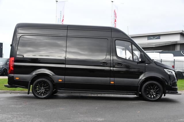 Mercedes-Benz SPRINTER 317 1.9 CDI L2H2 RWD AMG Black Edition 360 Camera, Cruise, Carplay, Stoelverwarming, LED, Standkachel, Automaat, Uniek!