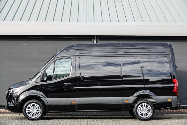 Mercedes-Benz SPRINTER L2H2 315Cdi 150Pk 9G-Tronic | RWD | Stoel-Bank | 3.500Kg trekgewicht | Achteruitrijcamera | Trekhaak | 17'' Obsidian Black