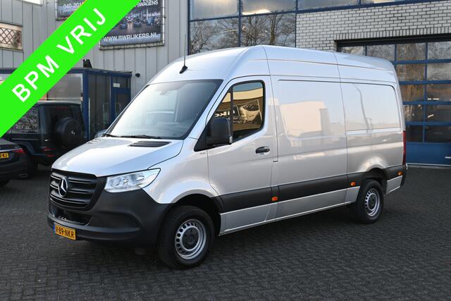 Mercedes-Benz SPRINTER 317 CDI L2H2 RWD MBUX met camera, Led in laadruimte, Opstap