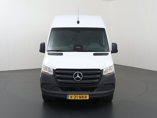 Mercedes-Benz SPRINTER 317 CDI | L2 H2 | Pro | Aut. | 3500 KG AHW | Apple Carplay / Android Auto | Parkeercamera | Airco | Stoelverwarming | Keyless Go | Certified