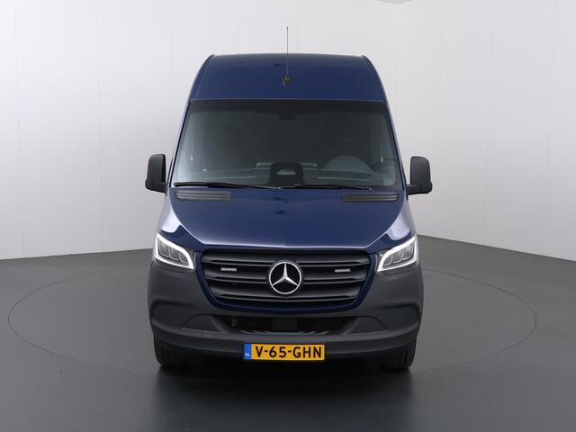 Mercedes-Benz SPRINTER 319 CDI Aut. | L2 H2 | Select | Laadklep | LED | 3-zits | Comfort-stoel | LM Velgen | Parkeercamera | Laadklep | Certified