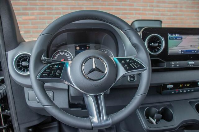 Mercedes-Benz SPRINTER 319 1.9 CDI 191PK L2H2 Pro, Adaptive Cruise, Carplay, Stoelverwarming, Trekhaak, Camera, Full LED, Comfortstoelen, DAB+.