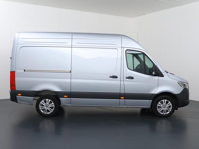 Mercedes-Benz SPRINTER 319 CDI | Aut. | L2 H2 | Pro | 3500 KG. AHW | LED | 3500 KG AHW VOORBEREIDING | STOELVERWARMING | ACHTERUITRIJCAMERA | METALLIC | E4S SMARTPHONE INTEGRATIE | DODEHOEKDETECTIE | LICHTMETALEN VELGEN