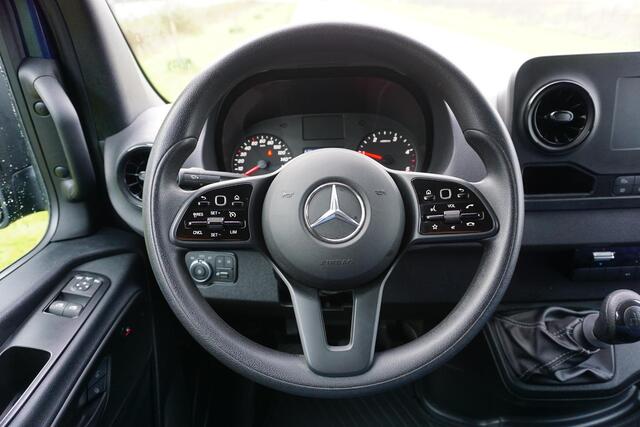 Mercedes-Benz SPRINTER 315 CDI L2H2 RWD |Topstaat |1e eigenaar |150 pk |Camera |Cruise |Climate control |Navi |Dode-hoek detectie |3500 KG |EURO6 |Bluetooth |Betimmering