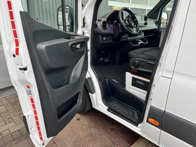 Mercedes-Benz SPRINTER 314 2.2 CDI L2H2 Werkplaats inrichting Airco Cruise controle Trekhaak 2800kg Kastinrichting Omvormer Apple carplay 360*Camera 1e Eigenaar Euro 6 Bpm vrij voor particulier gebruik!!