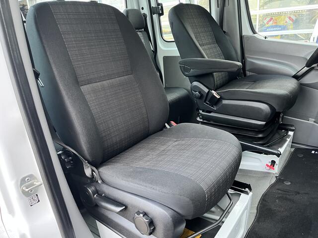 Mercedes-Benz SPRINTER 514 CDI 366 Hiab Laadkraan 018T Trekhaak 3500kg Airco 6 persoons uitvoering Open laadbak Pick-up Euro 6 Verkeersbord Actiebord Pijlenbord Bakwagen P-up Tachograaf 1e eigenaar ex gemeente