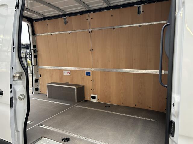 Mercedes-Benz SPRINTER 317 CDI L2 H2 MBUX / 360 Camera / Parkeersensoren / Navigatie / Cruise control / Airco / 270 Graden achterdeuren