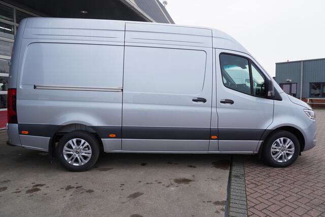 Mercedes-Benz SPRINTER 319 1.9 CDI 191PK L2H2 Select Automaat nr. V113 | Airco | Cruise | Camera | LED