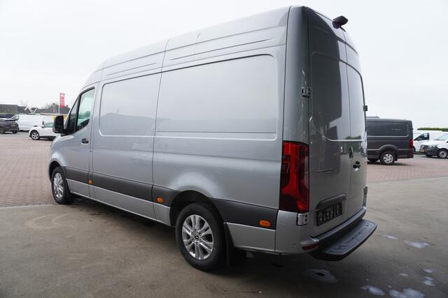 Mercedes-Benz SPRINTER 319 1.9 CDI 191PK L2H2 Select Automaat nr. V113 | Airco | Cruise | Camera | LED