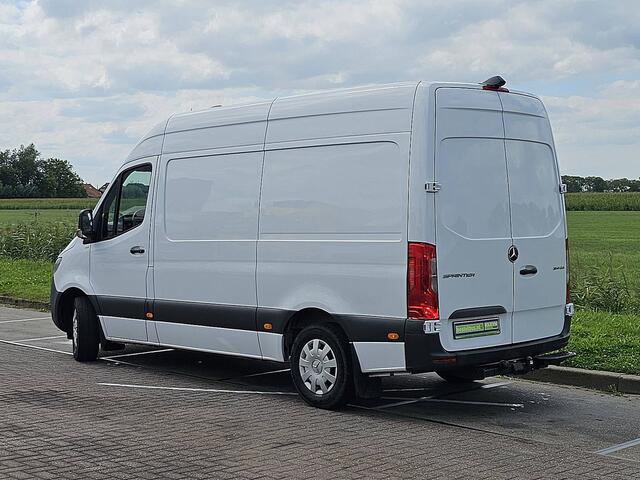 Mercedes-Benz SPRINTER 314 2.2 CDI L2H2 EURO VI-D Airco Mbux Trekhaak Camera Navi Vleugeldeuren Euro6 143 PK!