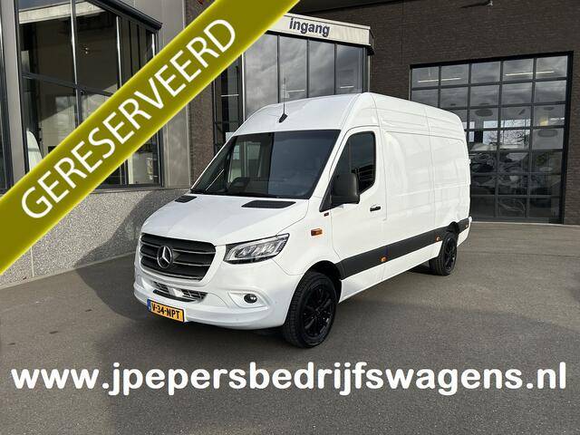 Mercedes-Benz SPRINTER 317 CDI L2 H2 Pro / LED / MBUX / Navigatie / Camera / Parkeersensoren / Cruise control / Airco / 270 Graden achterdeuren