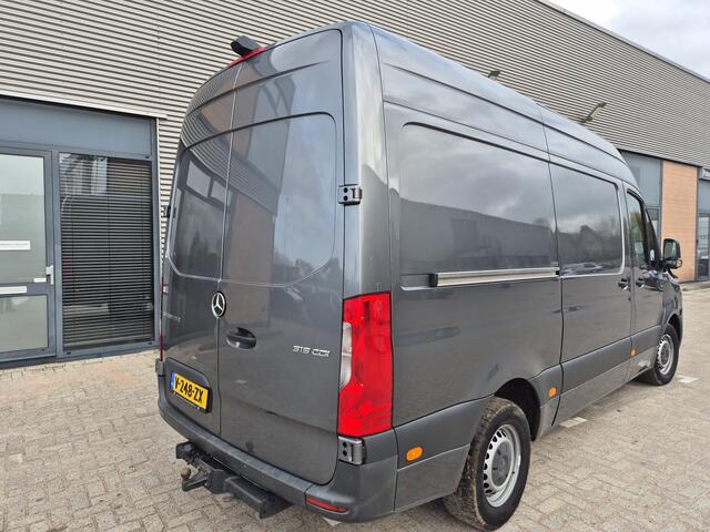 Mercedes-Benz SPRINTER 319 3.0 CDI L2H2 3500 trekhaak voorschade zeer mooi EURO VI-D mercedes dealer onderhouden automaat 172.000km