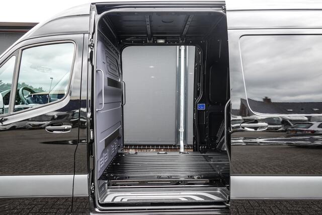 Mercedes-Benz SPRINTER L2H2 317Cdi 170Pk 9G-Tronic | 2x Deur | RWD | Obsidian Black