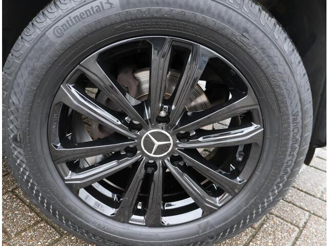 Mercedes-Benz SPRINTER 319 3.0 CDI V6 AUT. L3H2 - 3500 KG TREKHAAK | MBUX BREEDBEELD | 18 INCH LMV | CAMERA