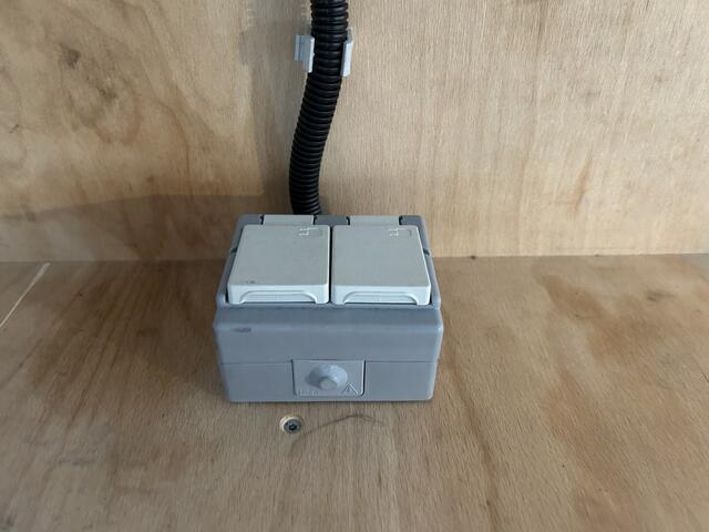 Mercedes-Benz SPRINTER 317 CDI L2 H2 2800KG Trekhaak / MBUX / Camera / Navigatie / Stand kachel / Airco / 270 Graden achterdeuren