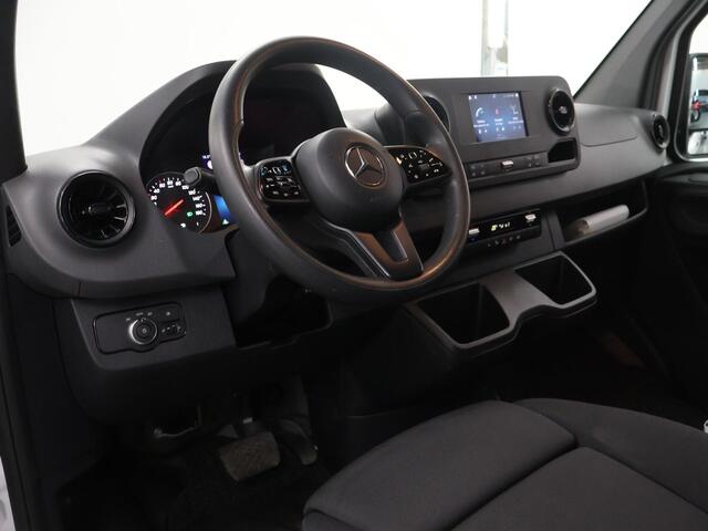 Mercedes-Benz SPRINTER 317 CDI | L2 H2 | Aut. | Navigatie | 2-zits | Opstaptrede | Cruise Control | Spiegelpakket| Parkeercamera | Airco | Dodehoekassistent | Certified