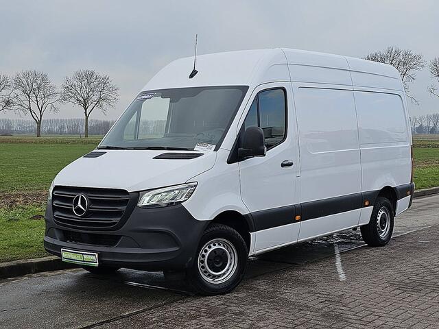 Mercedes-Benz SPRINTER 315 L2H2 RWD LED Mbux 10 Navi Camera Airco Automaat 3 Zits Euro6 150 PK!