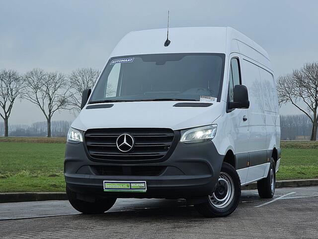 Mercedes-Benz SPRINTER 315 L2H2 RWD LED Mbux 10 Navi Camera Airco Automaat 3 Zits Euro6 150 PK!