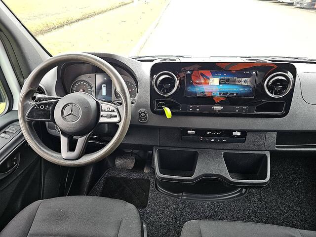 Mercedes-Benz SPRINTER 315 L2H2 RWD LED Mbux 10 Navi Camera Airco Automaat 3 Zits Euro6 150 PK!