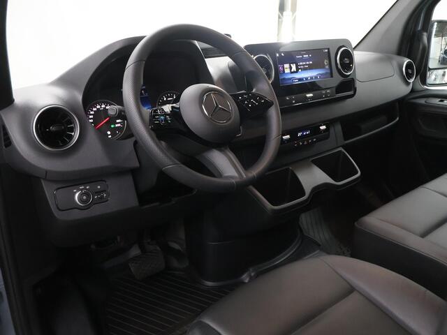 Mercedes-Benz SPRINTER 317 CDI | Aut. | L2 H2 | Pro | 3 zits | Stoelverwarming | Achteruitrijcamera | Betimmering | Laadvloer | Apple Carplay / Android Auto | Certified