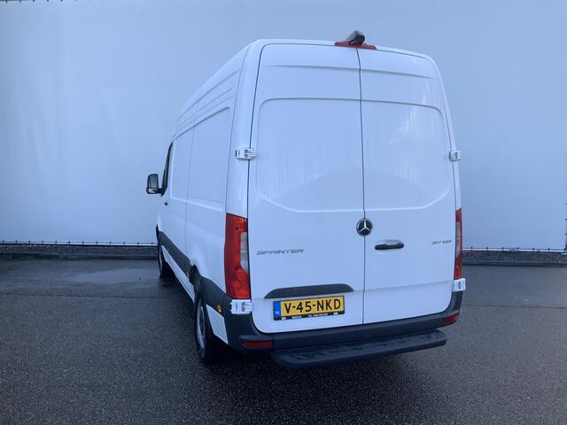Mercedes-Benz SPRINTER 317 1.9 CDI L2H2 Automaat Navi Camera Cruise 3 Zits Opstap Euro 6