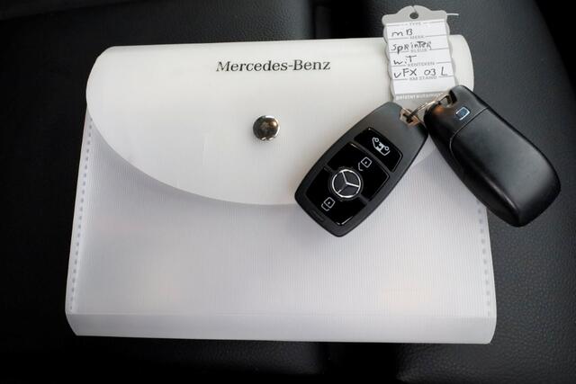 Mercedes-Benz SPRINTER 514 CDI 143pk L2H2 Dubbel Lucht Airco/Navi/Camera 05-2020