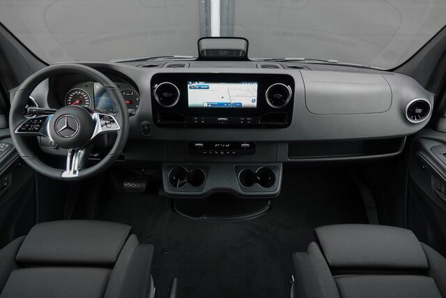 Mercedes-Benz SPRINTER 4x4 319Cdi 190Pk 9G-tronic | L2H2 | Dubbele Cabine | 2x Schuifdeur | 4WD | AWD | Bullbar | Treeplanken | 18'' All Terrain | Obsidian Black