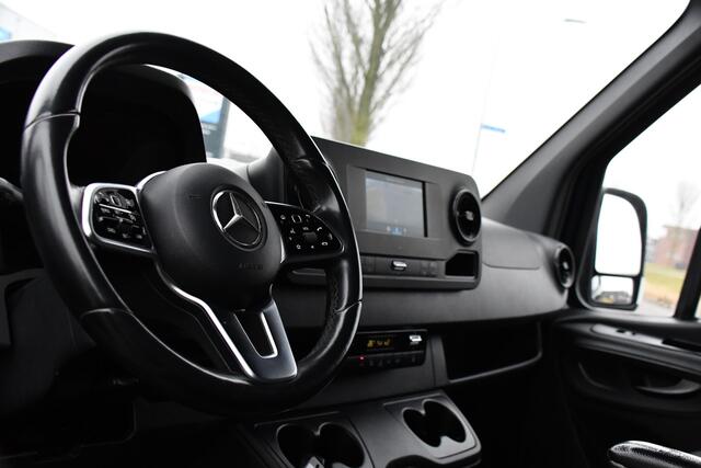 Mercedes-Benz SPRINTER 317 1.9 CDI L2H2 RWD PB Edition Cruise, Camera, Carplay, Stoelverwarming, 170pk, Automaat, Trekhaak, Standkachel, Leder, Uniek!