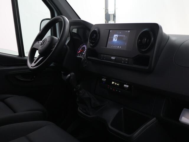 Mercedes-Benz SPRINTER 314 CDI L3 H2 | Navigatie | Achteruitrijcamera | Achteropstap | Airco | Dodehoekwaarschuwing | Geveerde Comfortstoel Bestuurder | Bijrijdersbank | Geen Schuifdeuren | Achterdeuren 270 Graden |