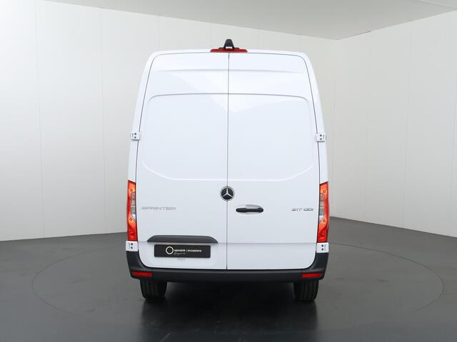 Mercedes-Benz SPRINTER 317 CDI | Aut. | L2 H2 | Pro | 3-zits | Airco | Cruise Control | 3500 KG. AHW | Parkeercamera | Certified
