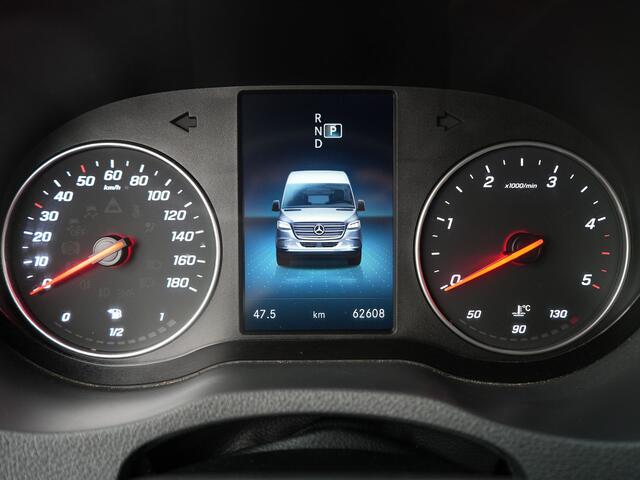 Mercedes-Benz SPRINTER 315 1.9 CDI L2H2 FWD Automaat | Apple Carplay | Cruise Control | Keyless Start | Trekhaak | Achteruitrijcamera | Navigatie | Dodehoekdetectie |