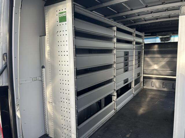 Mercedes-Benz SPRINTER 315 CDI RWD L2 H1 3500KG Trekhaak / BOTT Inrichting / MBUX 10.25 / Navigatie / Cruise control / Airco