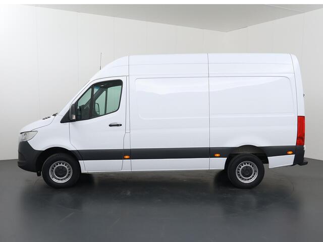 Mercedes-Benz SPRINTER 317 CDI | Aut. | L2 H2 | DEALER ONDERHOUDEN | NAVIGATIE | CRUISE CONTROL | CAMERA | 2-ZITS | AIRCO | CARPLAY EN ANDROID AUTO | OPSTAP W73
