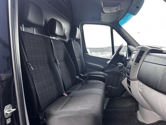 Mercedes-Benz SPRINTER 319 3.0 CDI 432/ Automaat!/ Zij-Schuifdeur Rechts/ 3-PERS/ Trekhaak/ Airco/ Cruise/ Navi/ Bluetooth/ Elek.Pakket/ C.V.Afstand.