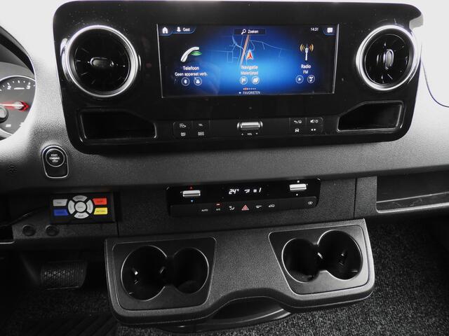 Mercedes-Benz SPRINTER 319 3.0 CDI L2H2 V6 190PK AUT | LED | 360° CAM | 3.5t TREKHAAK