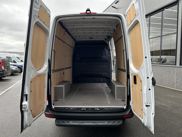 Mercedes-Benz SPRINTER 317 CDI L2 H2 Automaat / 360 Camera / MBUX / Navigatie / Cruise control / Airco / 270 Graden achterdeuren